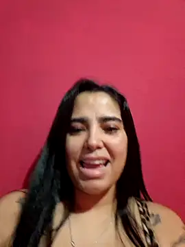 Snapshot of DANIELA3956 chatting on 10/18/25, 12:56 DANIELA3956 online show from 10/18/25, 12:56