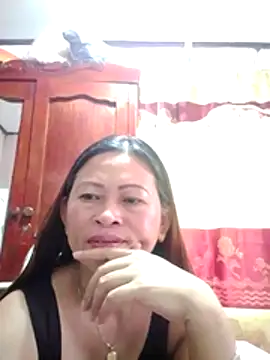 Snapshot of merr_ann123 chatting on 11/23/25, 03:27 merr ann123 online show from 11/23/25, 03:27