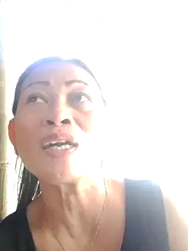 Snapshot of merr_ann123 chatting on 11/01/25, 07:24 merr ann123 online show from 11/01/25, 07:24