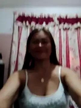 Snapshot of merr_ann123 chatting on 05/27/26, 01:57 merr ann123 online show from 05/27/26, 01:57