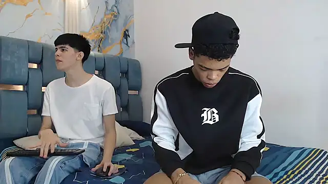 EMPIRE BOYS1 online show from 02/26/26, 07:25