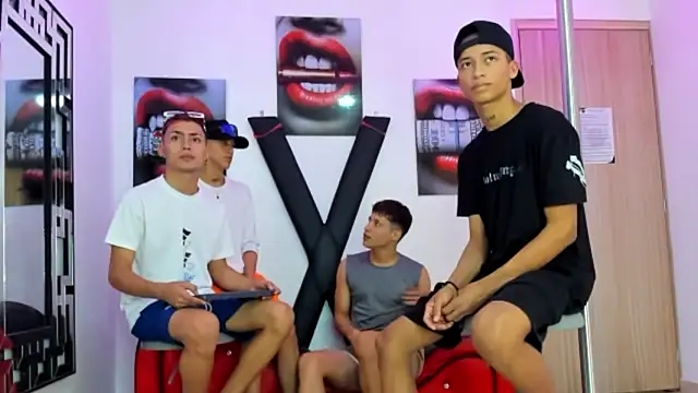 EMPIRE BOYS1 online show from 10/31/25, 07:21