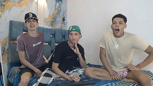 EMPIRE BOYS1 online show from 02/16/26, 07:34