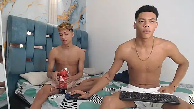 EMPIRE BOYS1 online show from 03/17/26, 07:50