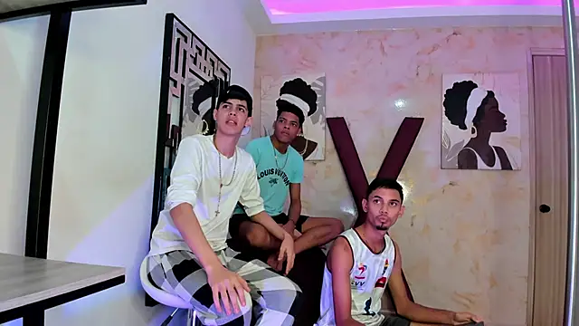 EMPIRE BOYS1 online show from 04/15/26, 07:29