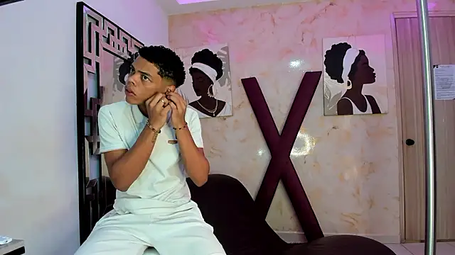 EMPIRE BOYS1 online show from 02/14/26, 07:36