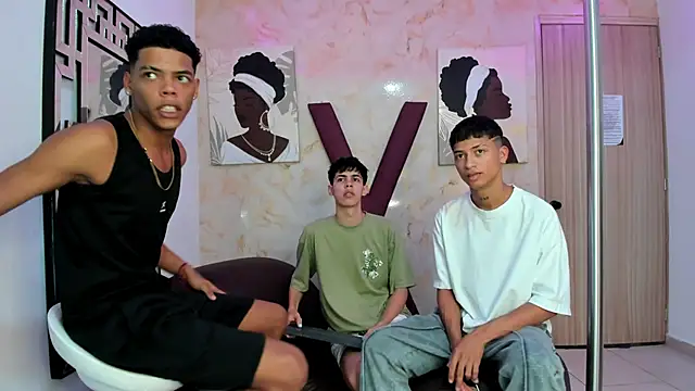 EMPIRE BOYS1 online show from 02/13/26, 07:58