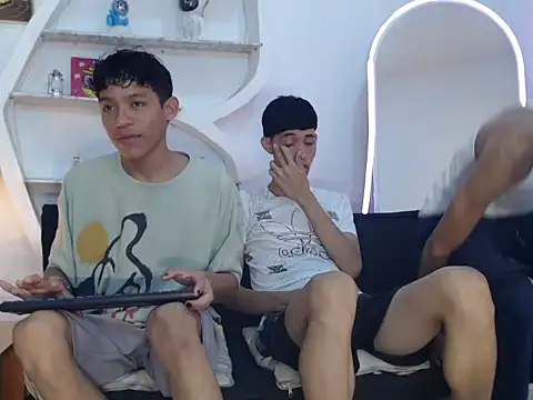 PYCS BOYS online show from 10/12/25, 07:15