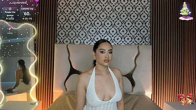 BEELLA TAY1 online show from 12/04/25, 12:37