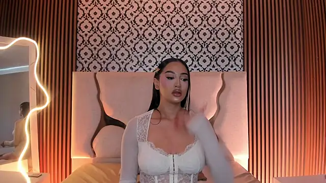 BEELLA TAY1 online show from 02/27/26, 12:27