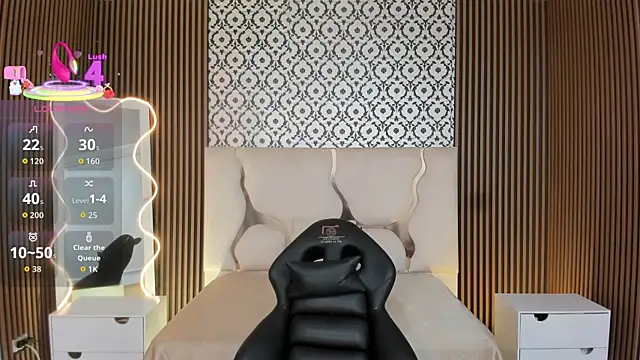 BEELLA TAY1 online show from 11/13/25, 03:49