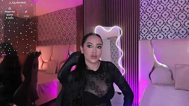 BEELLA TAY1 online show from 12/05/25, 12:15