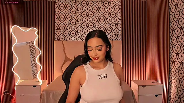 BEELLA TAY1 online show from 04/07/26, 12:18