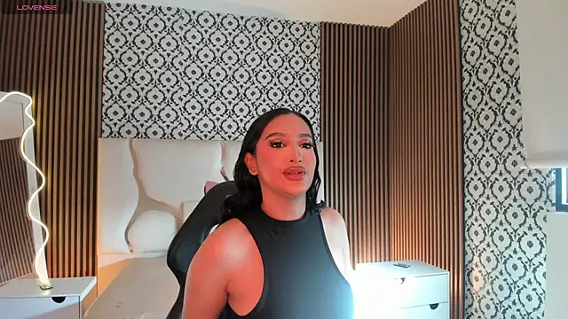 BEELLA TAY1 online show from 04/10/26, 12:34