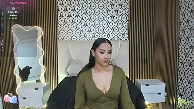 BEELLA TAY1 online show from 11/09/25, 08:35