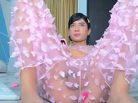 isabellaqueens online show from 10/31/25, 07:54