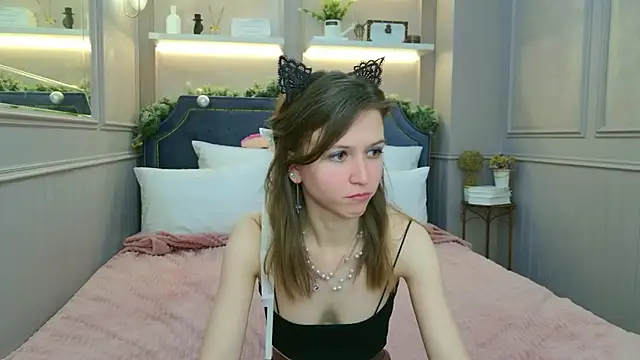 Snapshot of Kara_Kirby chatting on 01/10/26, 06:03 Kara Kirby online show from 01/10/26, 06:03