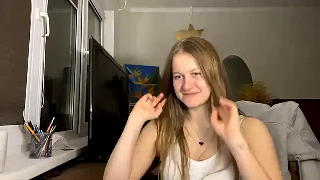 Snapshot of SeritaPickett chatting on 10/31/25, 04:58 SeritaPickett online show from 10/31/25, 04:58