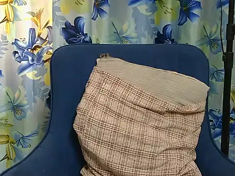 hii tanisha online show from 10/27/25, 05:41