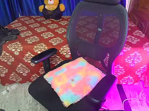 hii tanisha online show from 03/20/26, 05:52