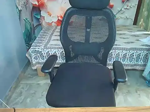 hii tanisha online show from 03/15/26, 05:14