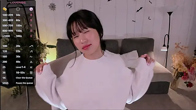 Erika Kim online show from 10/24/25, 05:50