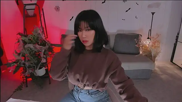 Erika Kim online show from 10/26/25, 05:52