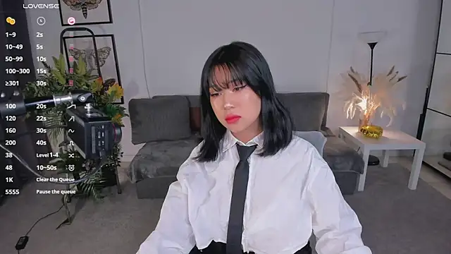 Erika Kim online show from 01/17/26, 06:39