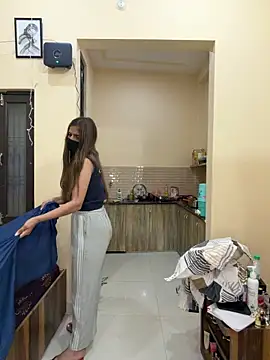 deepikaa aroraa online show from 02/15/26, 03:44