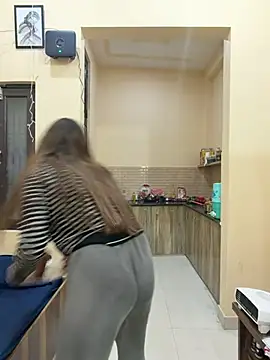 deepikaa aroraa online show from 02/14/26, 03:45