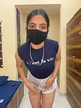 deepikaa aroraa online show from 11/25/25, 06:08