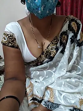 Snapshot of Best_Kannada_Couple chatting on 10/17/25, 05:00 Best Kannada Couple online show from 10/17/25, 05:00