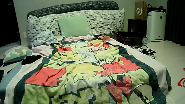 inranranko1919 online show from 10/31/25, 07:21