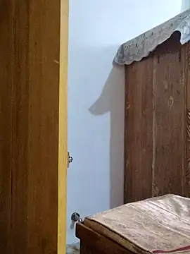 Snapshot of Tanha18 chatting on 12/05/25, 06:56 Tanha18 online show from 12/05/25, 06:56