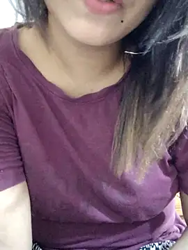 Snapshot of Tanha18 chatting on 10/23/25, 07:40 Tanha18 online show from 10/23/25, 07:40