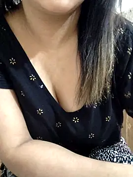 Snapshot of Tanha18 chatting on 11/26/25, 08:58 Tanha18 online show from 11/26/25, 08:58