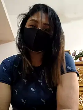 Snapshot of Tanha18 chatting on 10/16/25, 08:44 Tanha18 online show from 10/16/25, 08:44