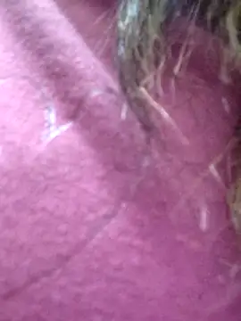 Snapshot of Tanha18 chatting on 10/29/25, 10:14 Tanha18 online show from 10/29/25, 10:14