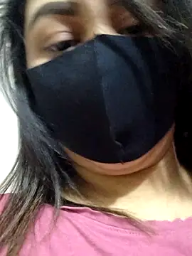 Snapshot of Tanha18 chatting on 10/13/25, 12:51 Tanha18 online show from 10/13/25, 12:51