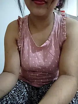 Snapshot of Tanha18 chatting on 11/04/25, 09:02 Tanha18 online show from 11/04/25, 09:02