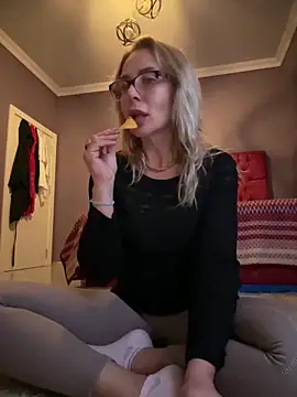 ElenabonyX online show from 01/07/26, 04:45