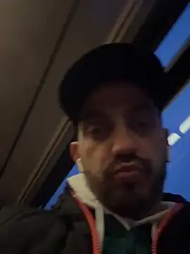 AlexGogo23 online show from 03/15/26, 06:04