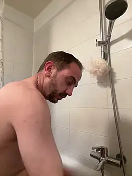 AlexGogo23 online show from 03/25/26, 07:35