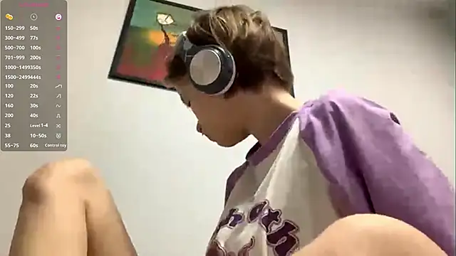 LorRebak online show from 11/23/25, 10:58