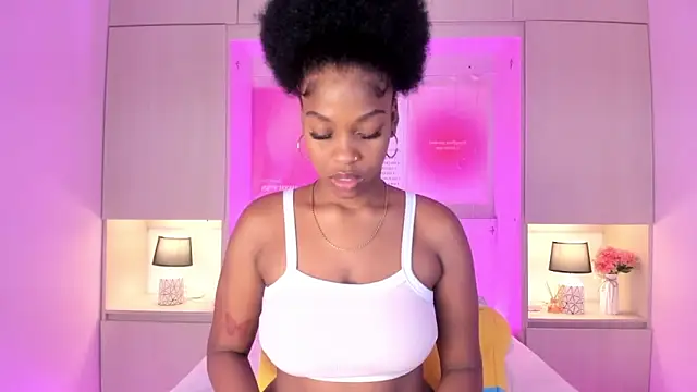 MaraBaker online show from 10/28/25, 12:04