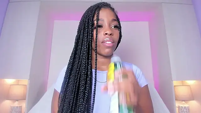 MaraBaker online show from 10/22/25, 03:50