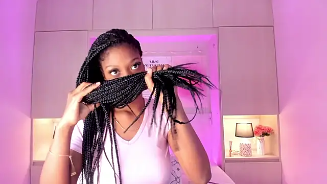 MaraBaker online show from 10/23/25, 12:15