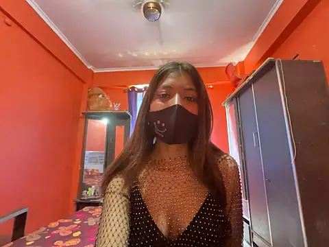 HOT HONEY10 online show from 04/23/26, 04:30
