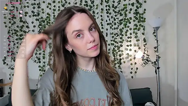 sweet and flirt online show from 10/31/25, 07:16