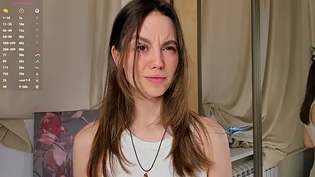 Snapshot of sweet_and_flirt chatting on 12/23/25, 07:40 sweet and flirt online show from 12/23/25, 07:40